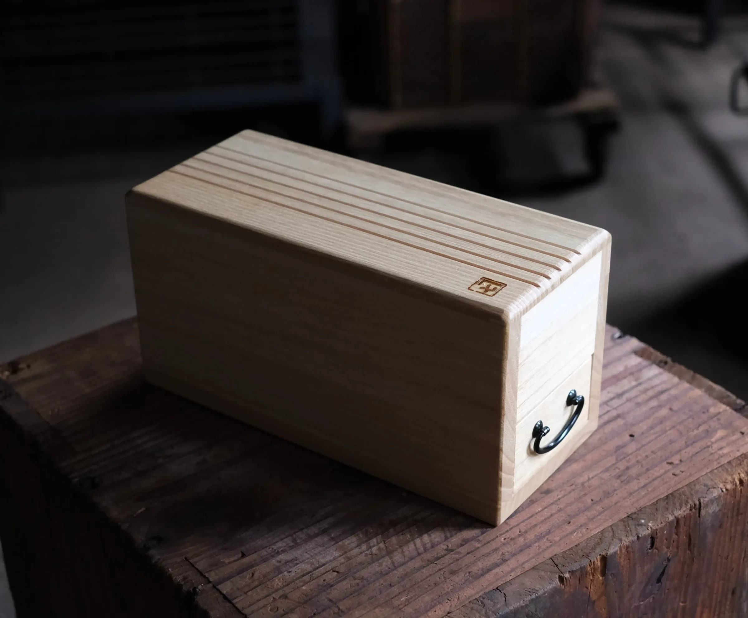 金七商店オリジナル削り器「クラシック桐箱」